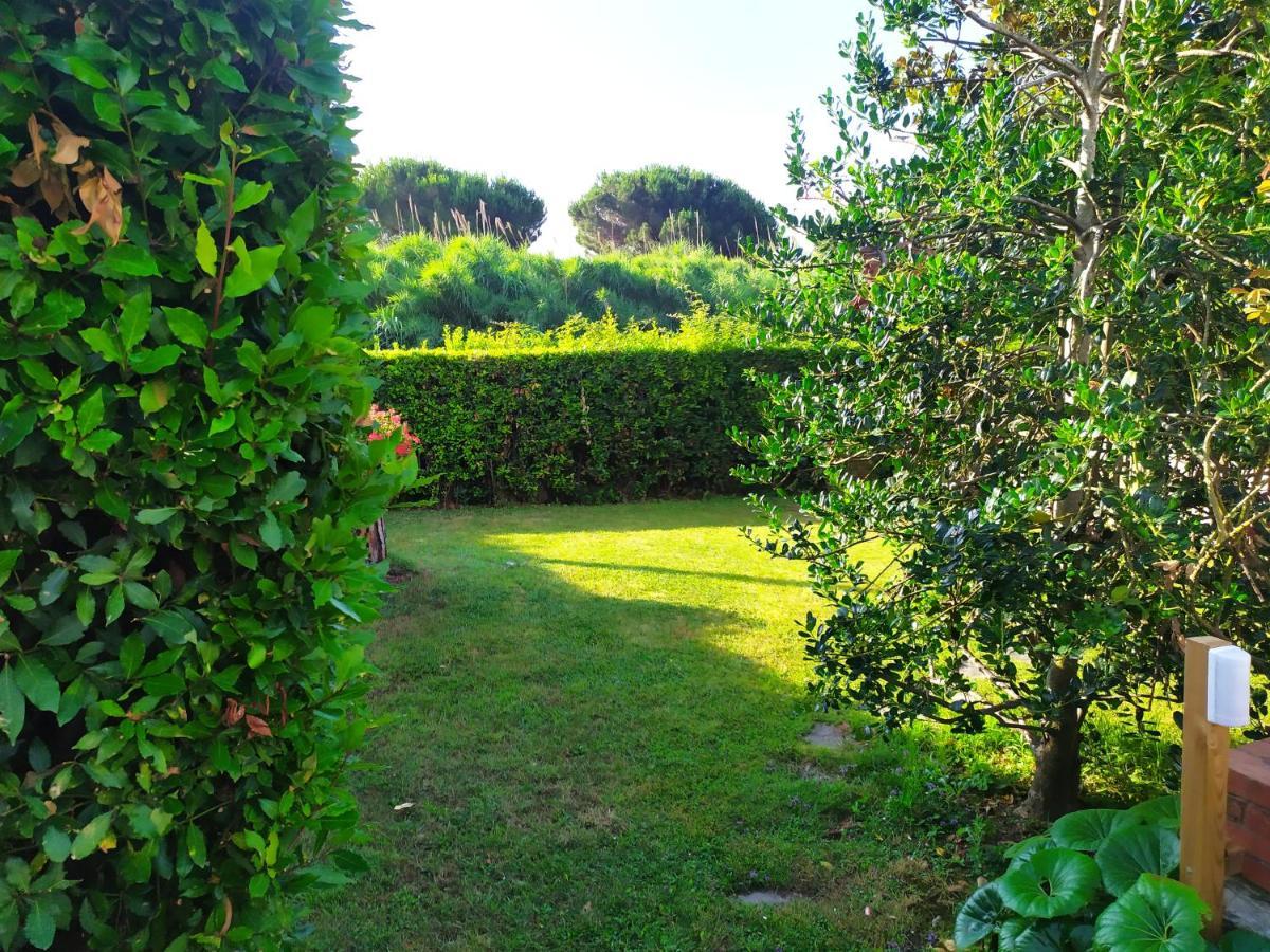 B&B Tra Mare E Marmo Marina Di Carrara Exterior foto