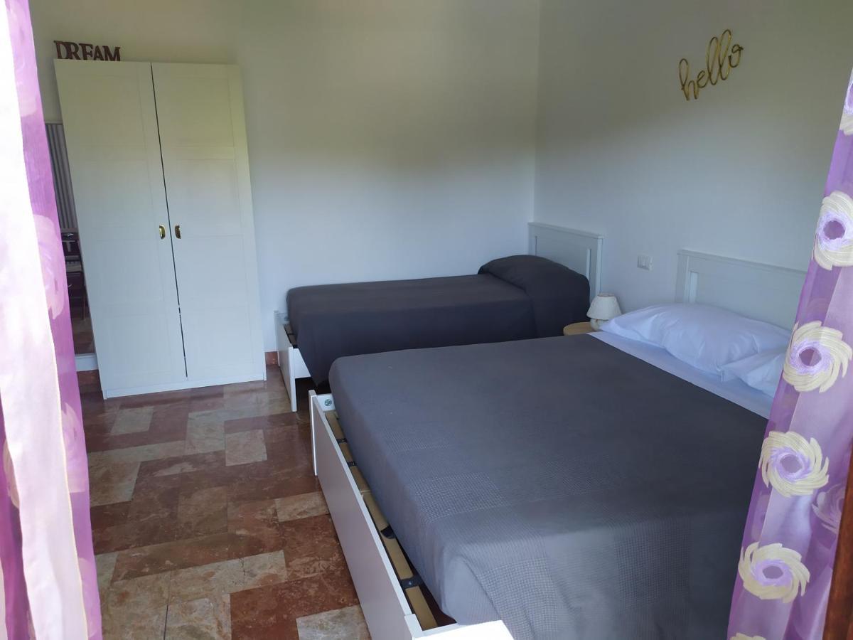 B&B Tra Mare E Marmo Marina Di Carrara Exterior foto